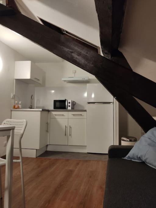 Studio Remois - Wifi/Netflix Reims Dış mekan fotoğraf
