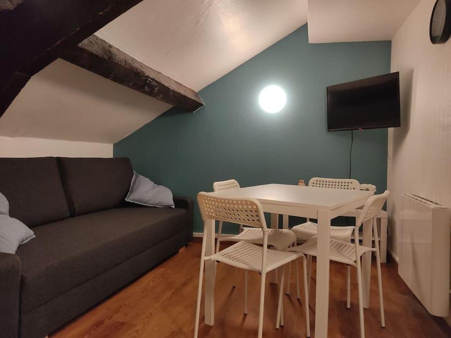 Studio Remois - Wifi/Netflix Reims Dış mekan fotoğraf