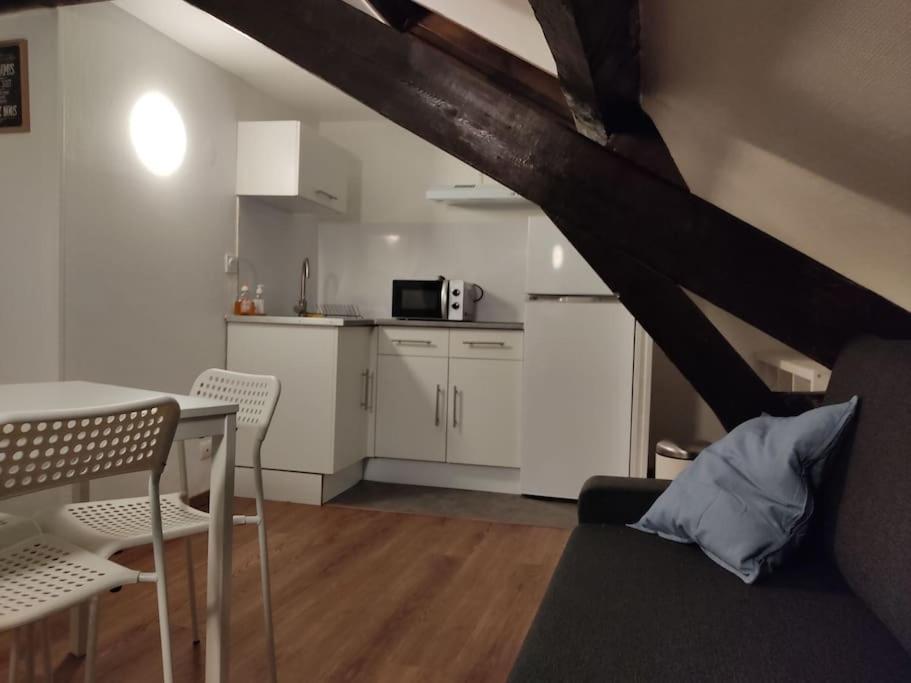 Studio Remois - Wifi/Netflix Reims Dış mekan fotoğraf